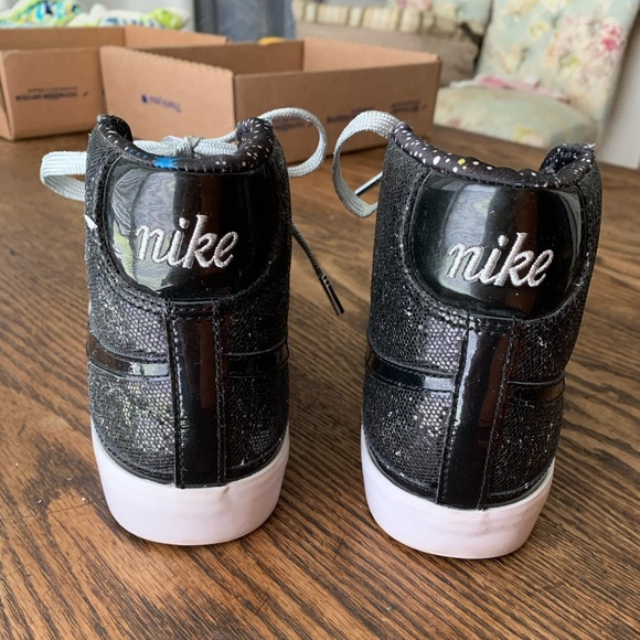 Rare 2009 X-Girl x Bearbrick x Nike Blazer Black Sequined Sneakers, Womens 7.5 - Picture 3 of 10